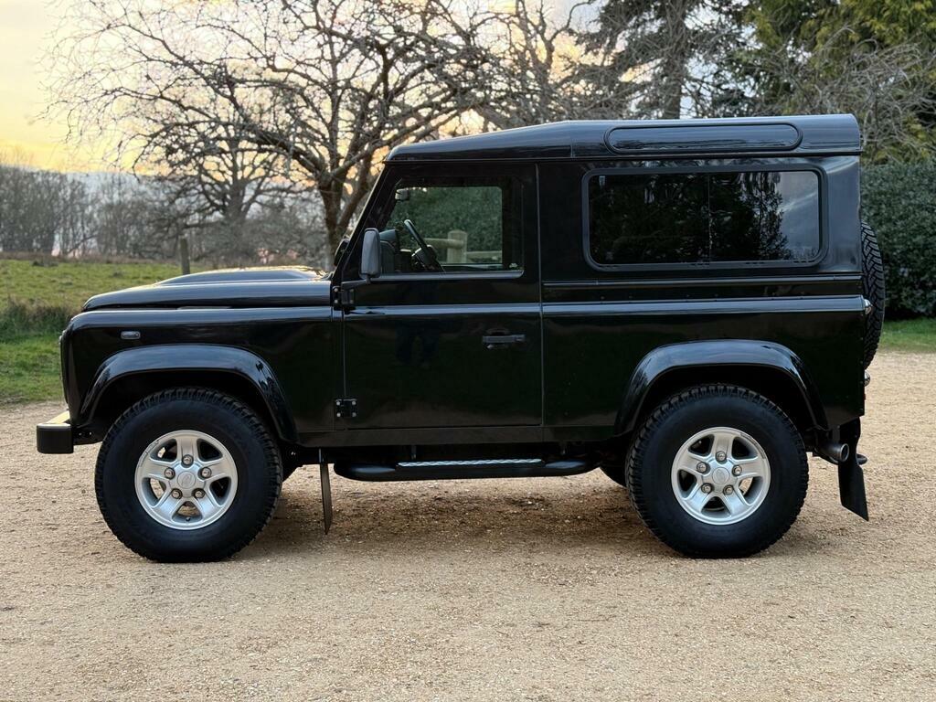 Land Rover Defender 90 Suv Green #8