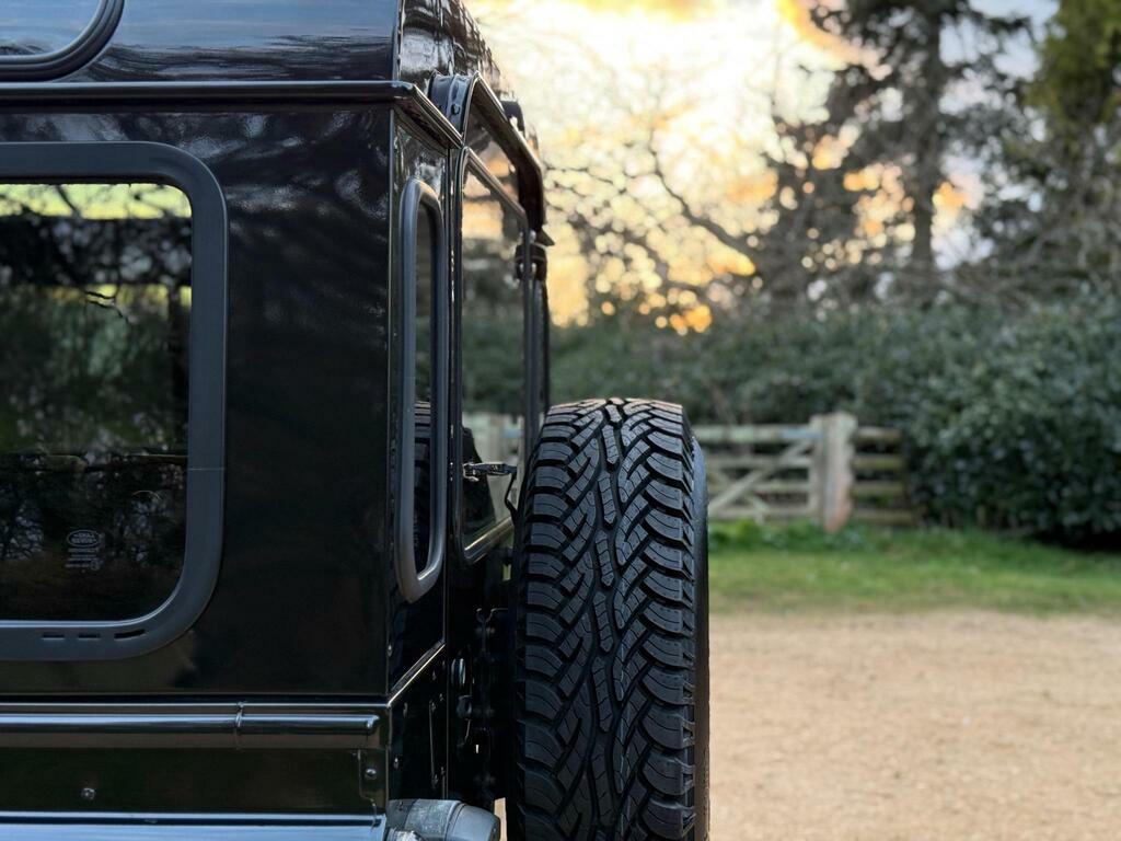 Land Rover Defender 90 Suv Green #28