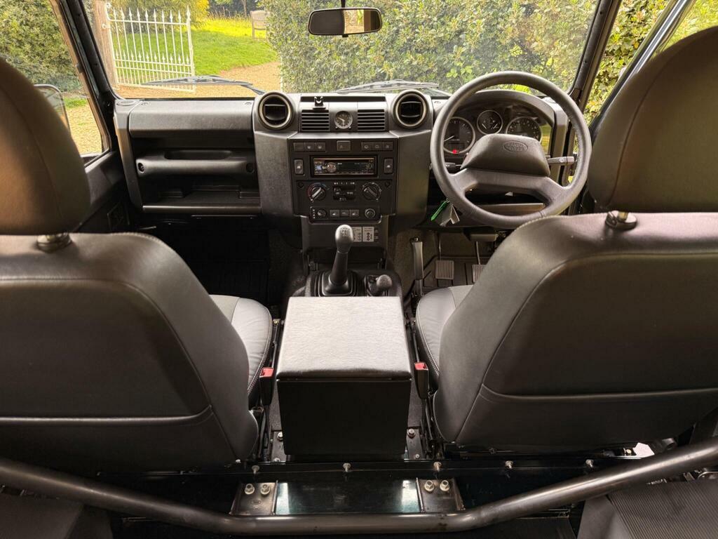 Land Rover Defender 90 90 Tdci County Blue #30