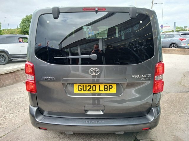 Toyota Proace Verso 2.0D Family Compact Mpv Swb Euro Grey #6