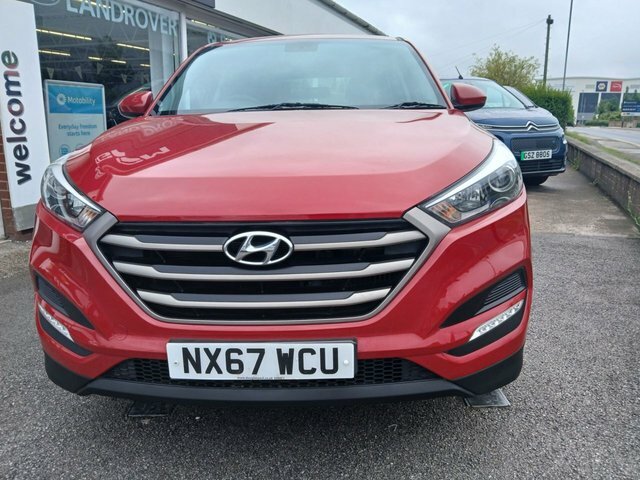 Hyundai Tucson 1.7 Crdi Blue Drive S Suv Euro 6 NX67WCU Red #2