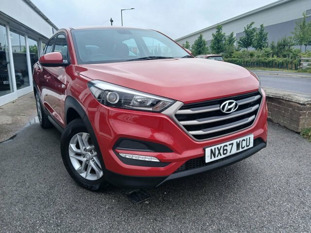 Hyundai Tucson 1.7 Crdi Blue Drive S Suv Euro 6 NX67WCU Red #3