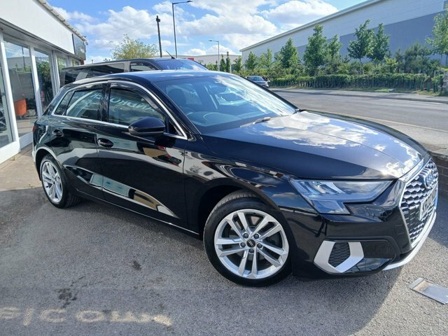 Audi A3 1.4 Tfsie 40 Sport Sportback Plug-in Hy KR22KUH Black #3