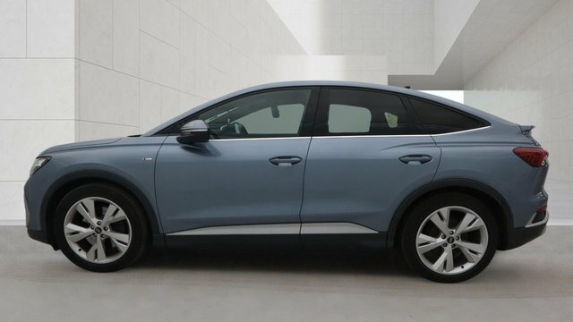 Audi Q4 E Tron 40 S Line Sportback 82Kwh 204 P LL22DUU Blue #3