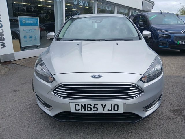 Ford Focus 1.5 Tdci Titanium Hatchback Euro CN65YJO Silver #3