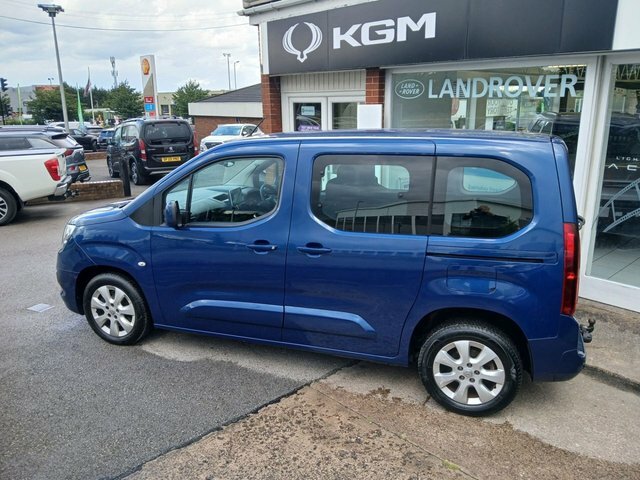 Vauxhall Combo Life 1.5 Turbo D Blueinjection Energy Mpv Ma Blue #3