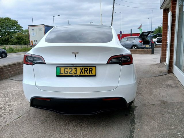 Tesla Model Y Suv Rwd 346 Ps LG23XRR White #5