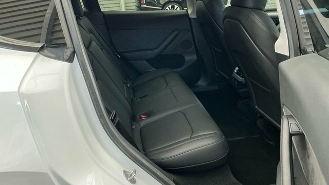 Tesla Model Y Suv Rwd 346 Ps White #4