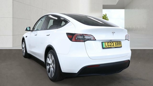 Tesla Model Y Suv Rwd 346 Ps White #2