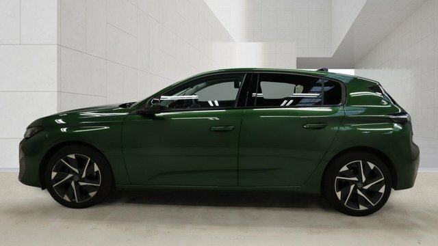 Peugeot 308 1.2 Puretech Allure Hatchback Eat Euro Green #3