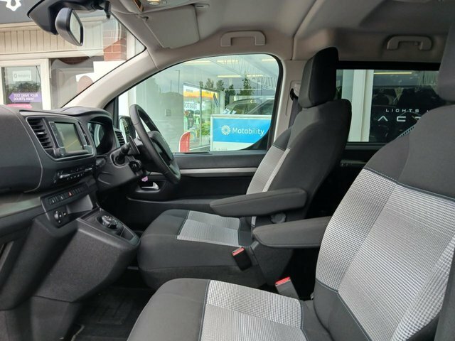 Citroen SpaceTourer Space Tourer Feel 1.5Hdi  #12
