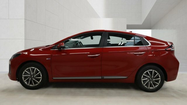 Hyundai Ioniq 38.3Kwh Premium Hatchback 136 P Red #3