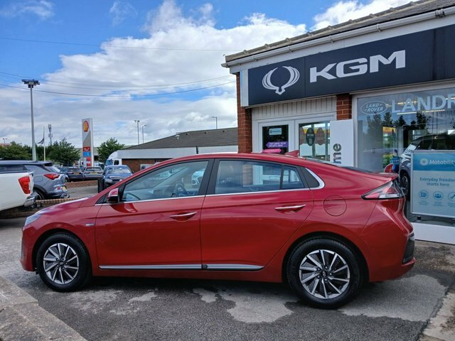 Hyundai Ioniq 38.3Kwh Premium Hatchback 136 P Red #5