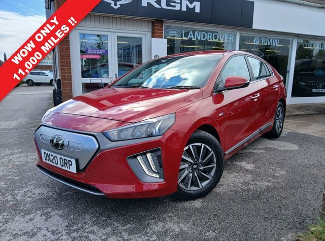 Hyundai Ioniq 38.3Kwh Premium Hatchback 136 P Red