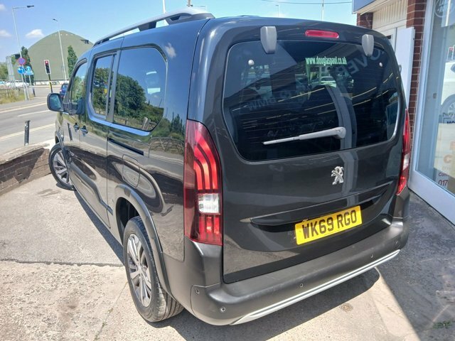 Peugeot Rifter 1.5 Bluehdi 130 Gt Line Eat8 Mpv WK69RGO Black #4