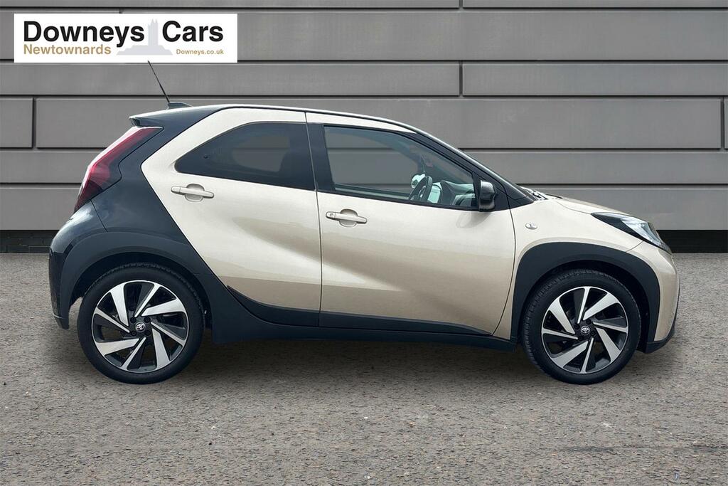Toyota Aygo X Edge Vvt-i - Full Toyota Warranty FMZ7557 Beige #5