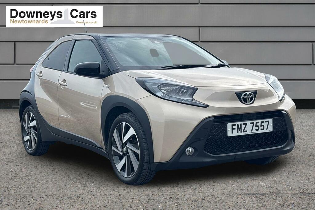 Toyota Aygo X Edge Vvt-i - Full Toyota Warranty FMZ7557 Beige #4