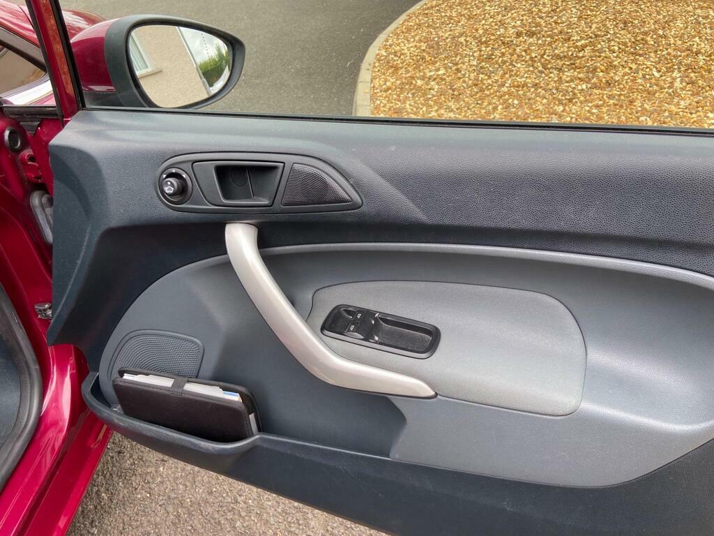 Ford Fiesta Zetec Red #17