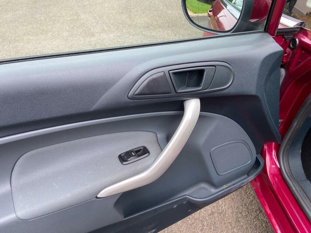 Ford Fiesta Zetec Red #20