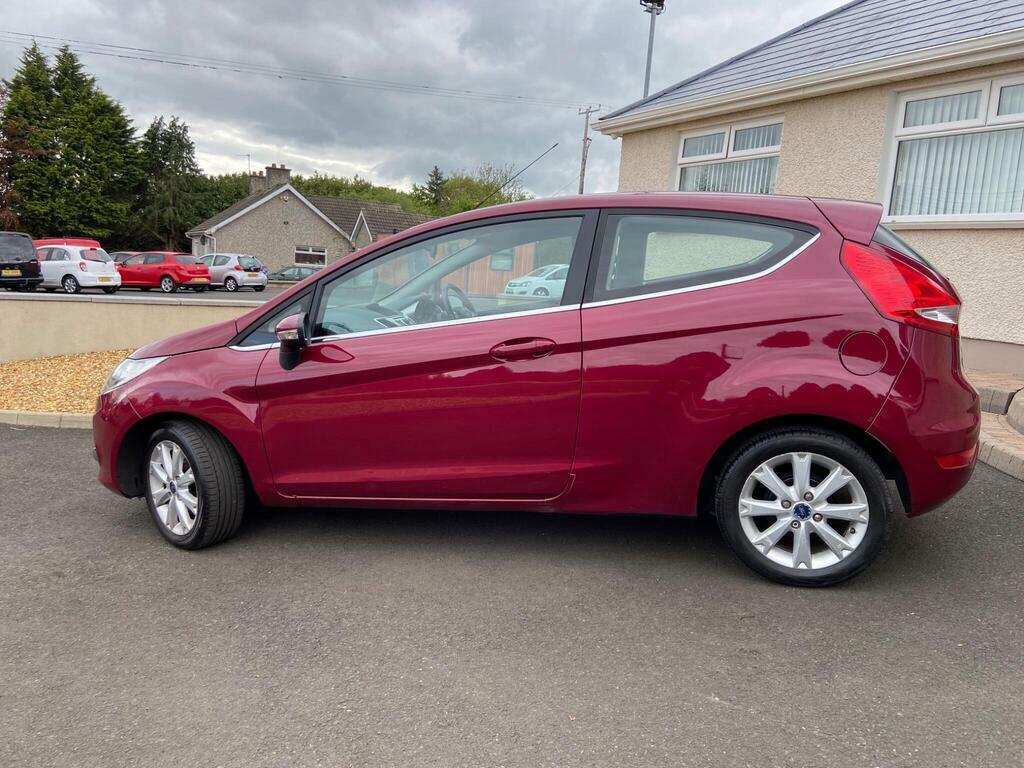 Ford Fiesta 1.25 Zetec Red #4