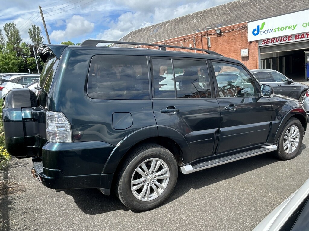 Mitsubishi Shogun Suv 3.2 Di-dc Sg3 201616 Green #4