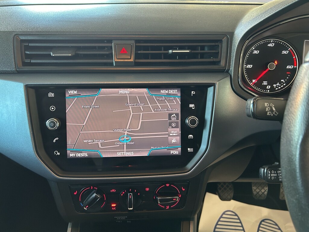 Seat Arona 1L Se Technology Red #17