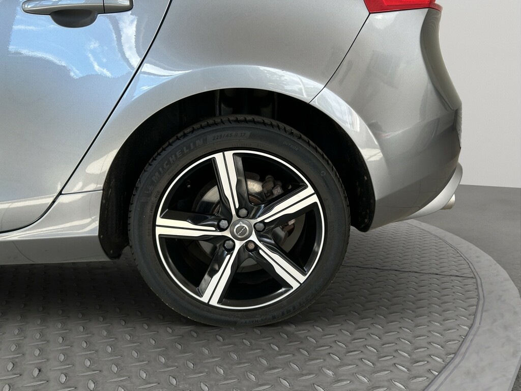 Volvo V40 1.5 R-design T2 Grey #5