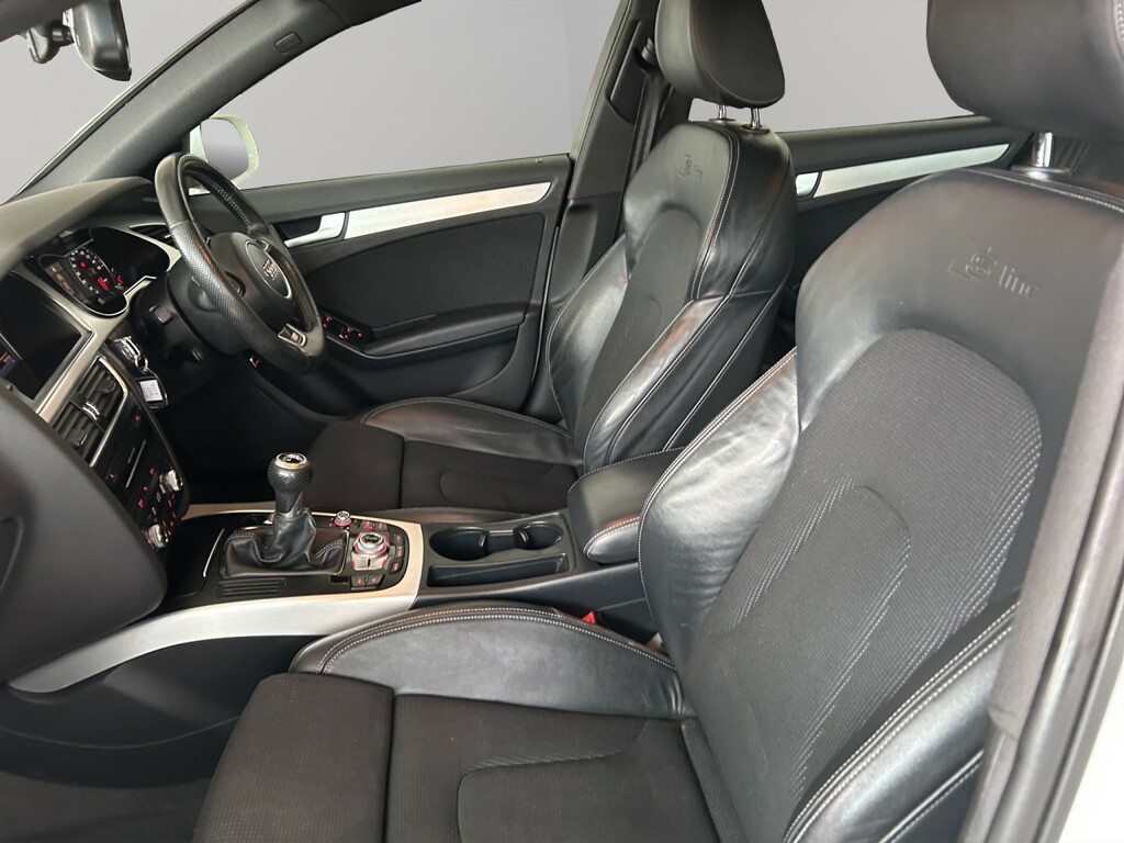 Audi A4 2.0 Tdi S Line White #5