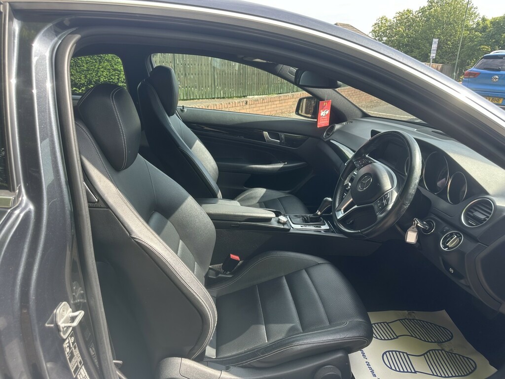Mercedes-Benz C Class C250 Cdi Blueefficiency Amg Grey #9
