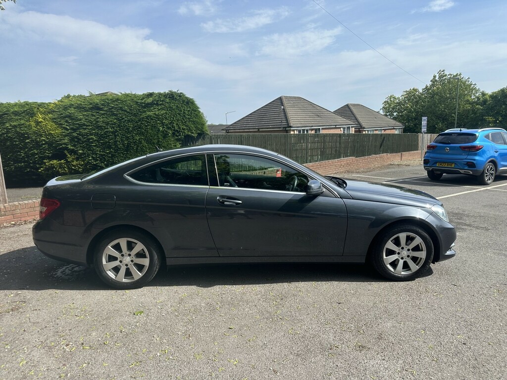 Mercedes-Benz C Class 2.1 C220 Cdi Executive Se Grey #2