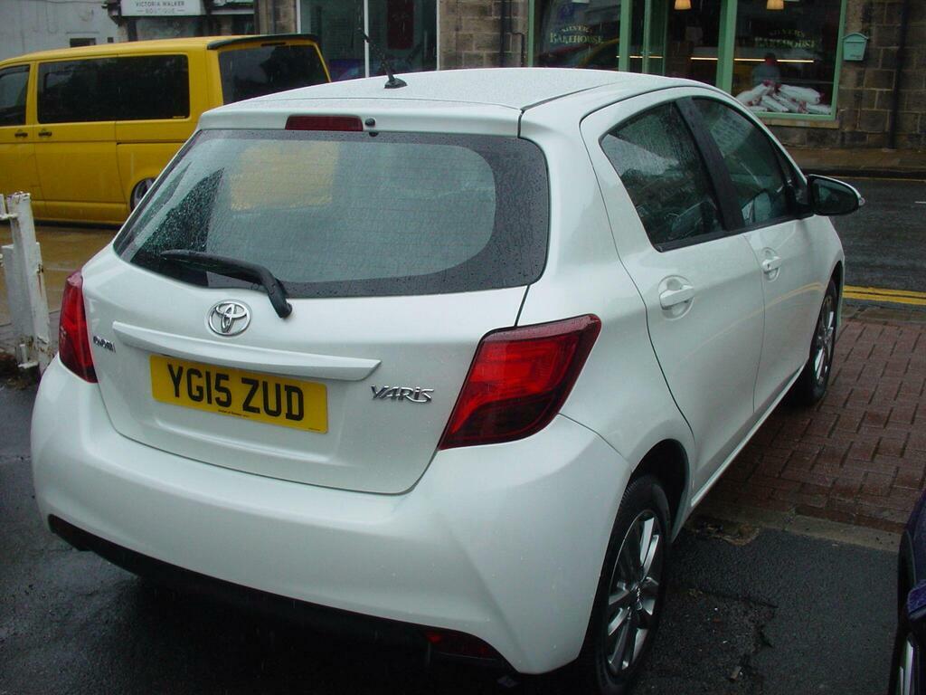 Toyota Yaris Icon Black #13