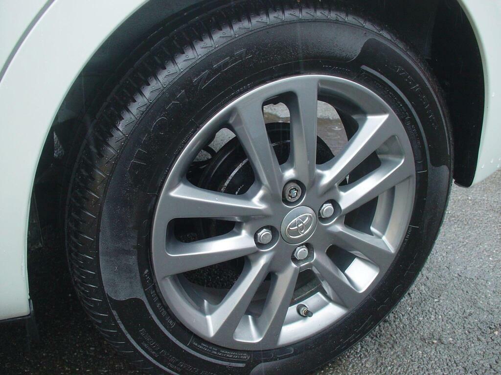 Toyota Yaris Icon Black #29