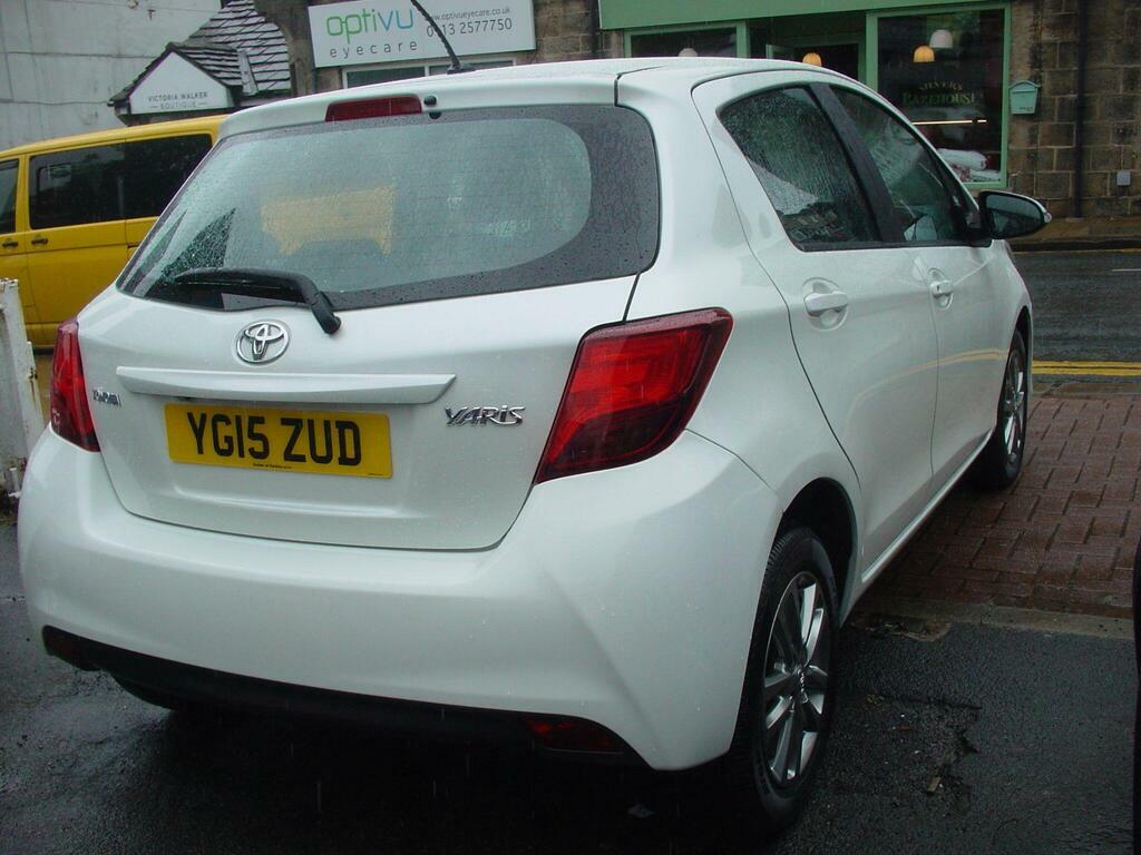 Toyota Yaris Icon Black #12