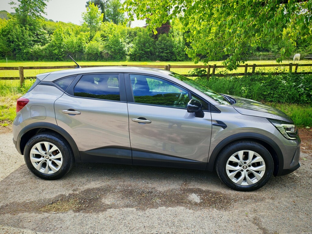 Renault Captur 1.3 Iconic Edition Tce 140 My21.5 BK22EWH Grey #2