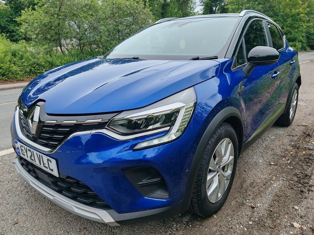 Renault Captur Iconic Orange #17