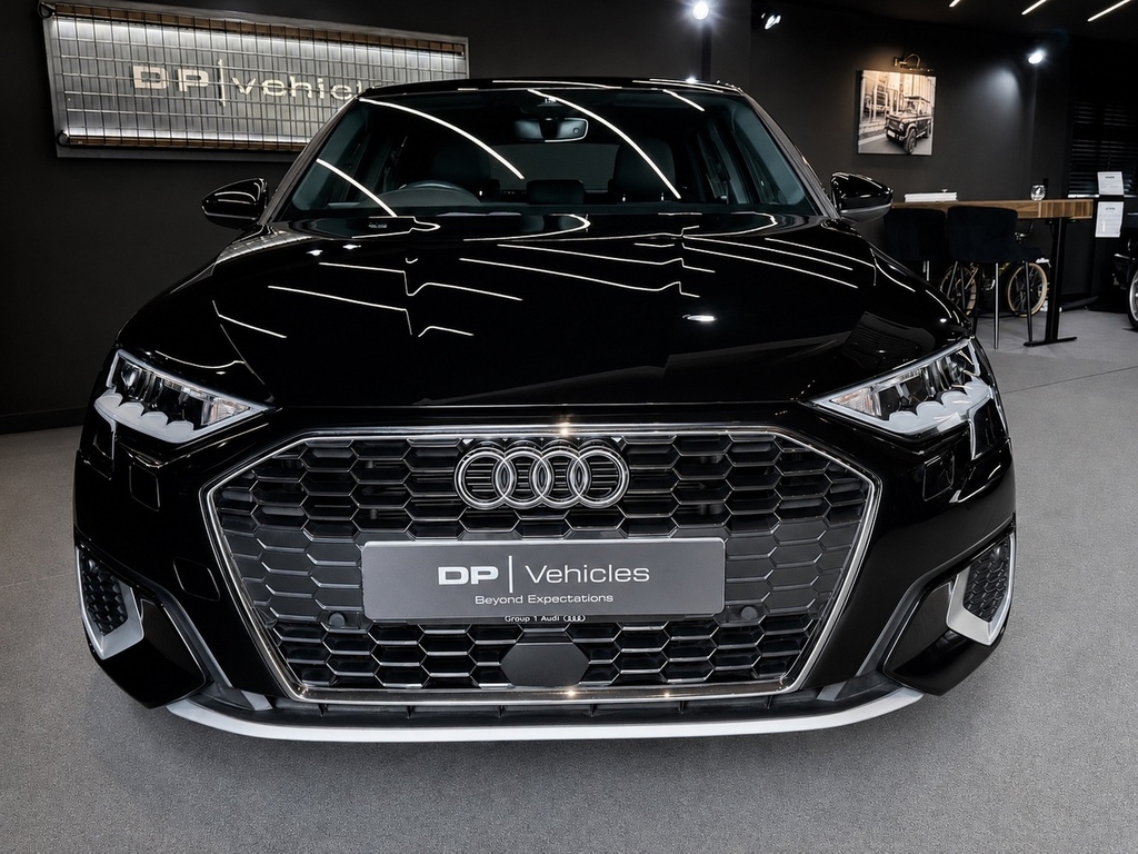 Audi A3 Tfsi Sport EK23FTC Black #3
