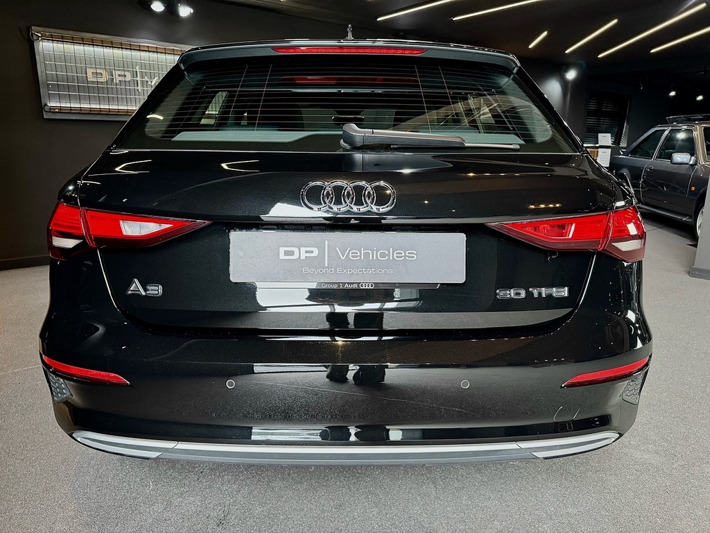 Audi A3 Tfsi Sport EK23FTC Black #4