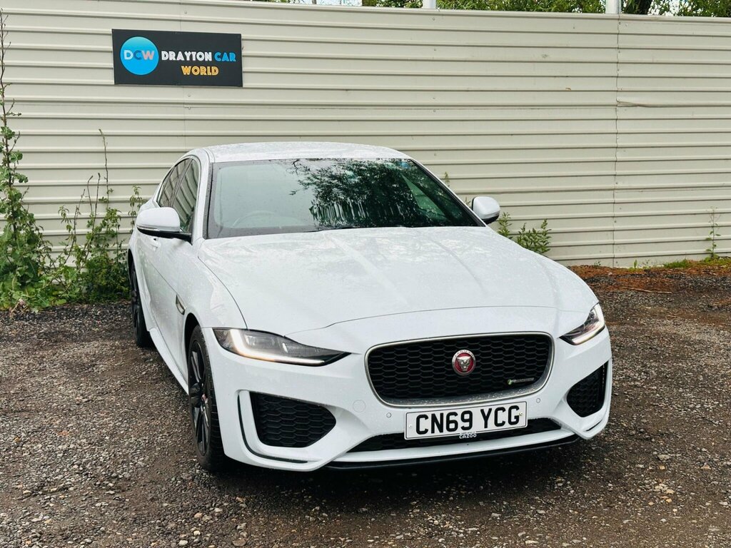 Jaguar XE 2.0 D180 R-dynamic Se Euro 6 Ss White