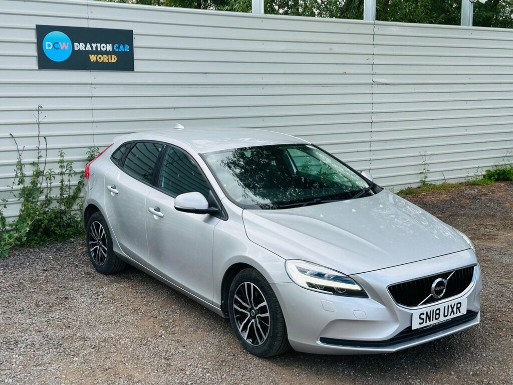 Volvo V40 2.0 T2 Momentum Euro 6 Ss Silver #4