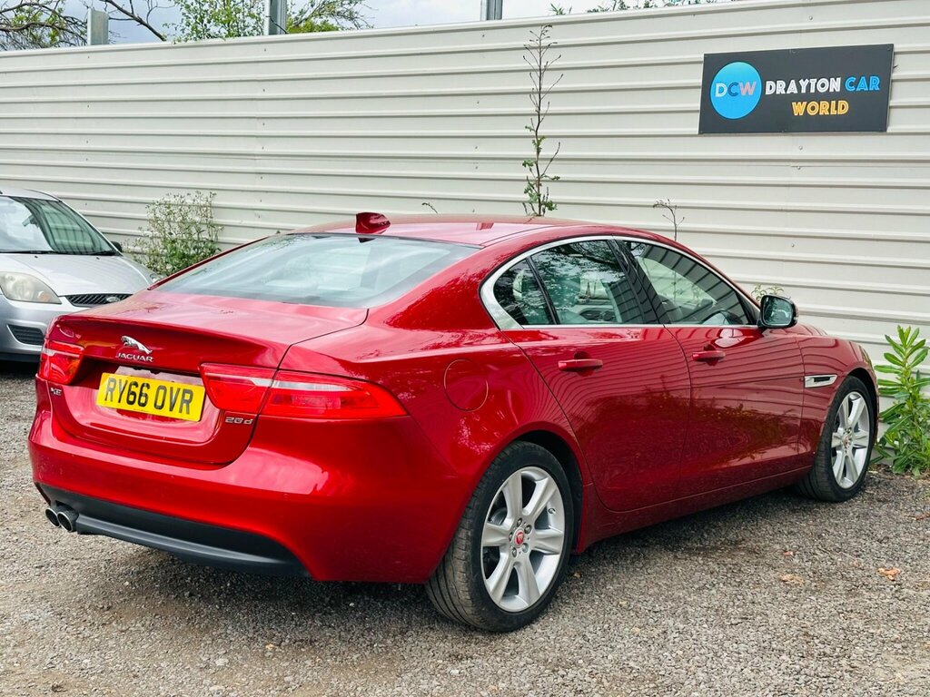 Jaguar XE Saloon Grey #15