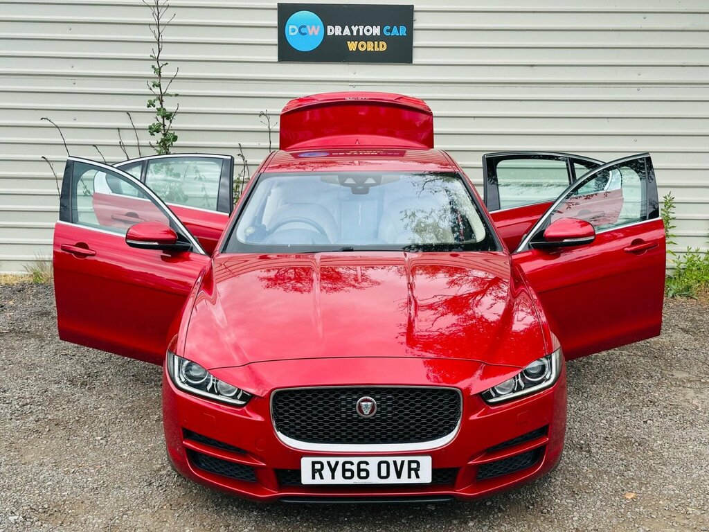 Jaguar XE Saloon Grey #20