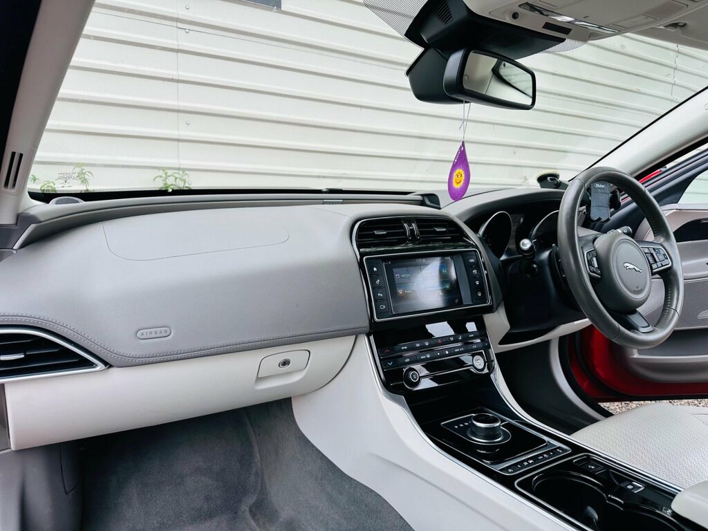 Jaguar XE Saloon Grey #41