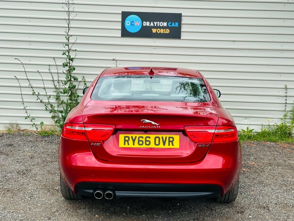 Jaguar XE Saloon Grey #9