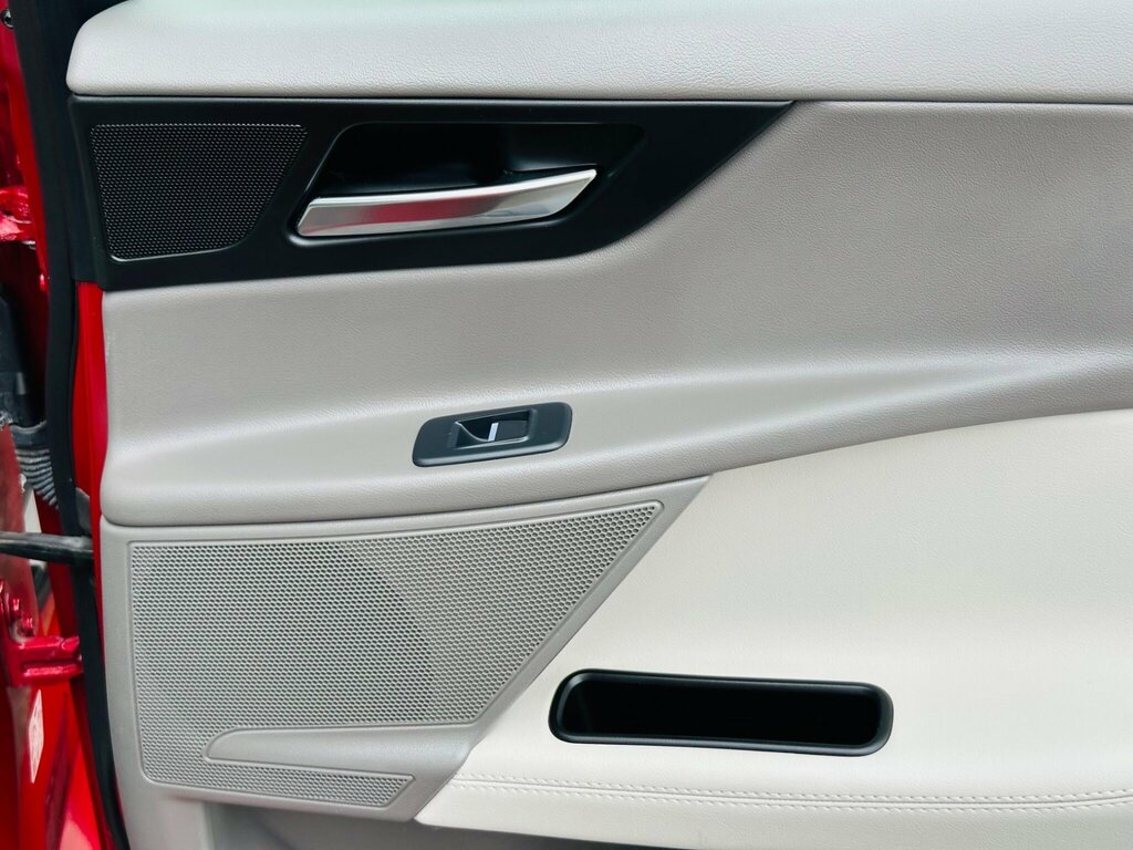 Jaguar XE Saloon Grey #36