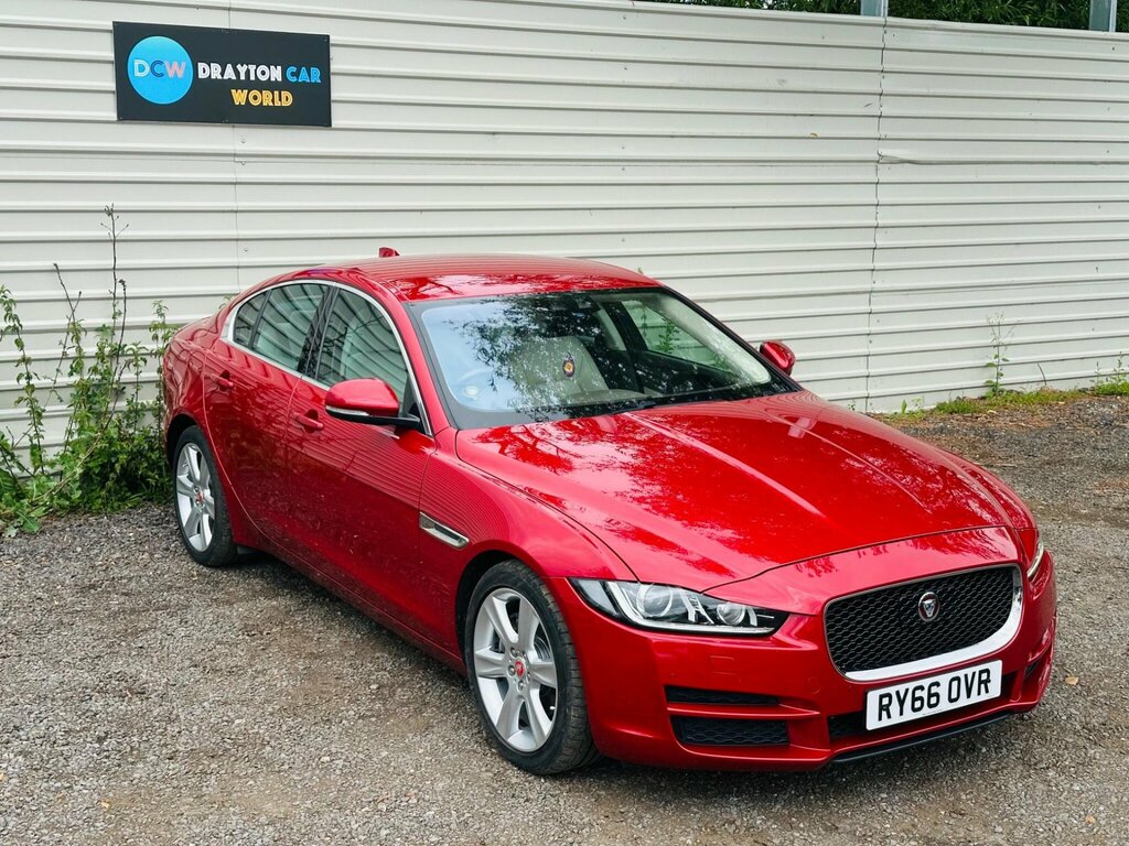 Jaguar XE 2.0D Portfolio Euro 6 Ss Red #4