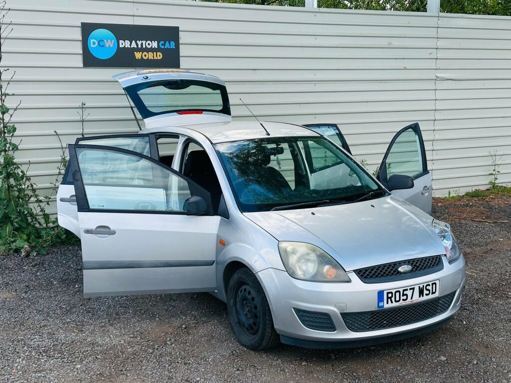 Ford Fiesta 1.4 Style Red #10
