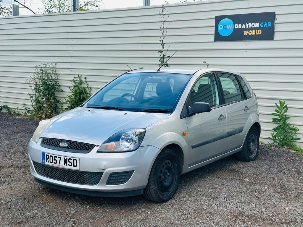 Ford Fiesta 1.4 Style Red #7