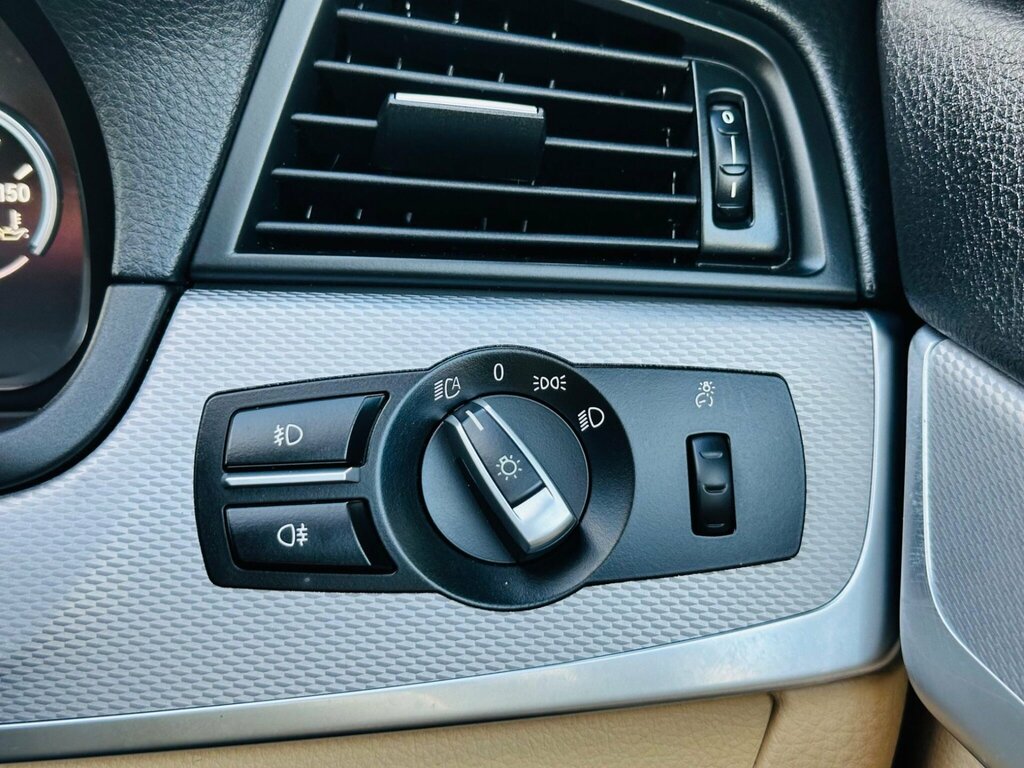 BMW 5 Series 520D M Sport Black #42