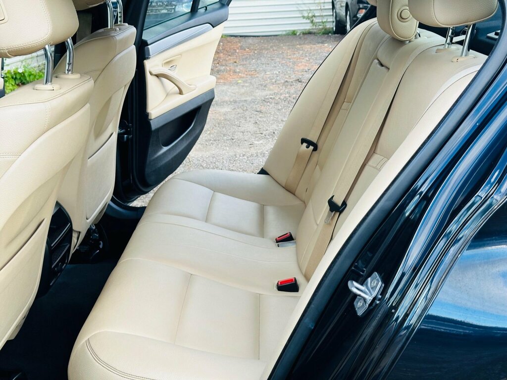 BMW 5 Series 520D M Sport Black #35