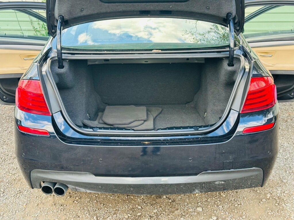 BMW 5 Series 520D M Sport Black #29